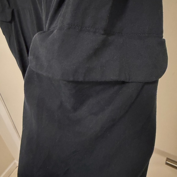 Lululemon Athletica Black Cupro Capris Cargo Pants - Picture 5 of 13